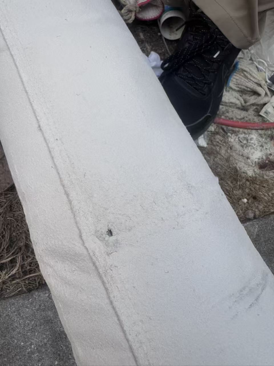 Filter bag abrasion and powder leakage